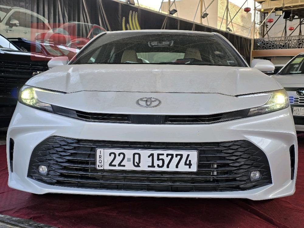 تۆیۆتا کامری